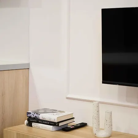 Concierge Soho Studio Apartment