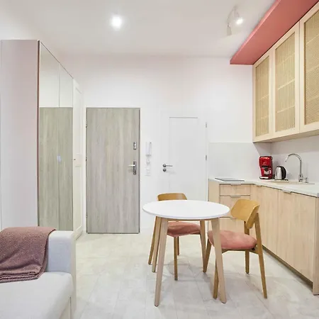 Concierge Soho Studio Apartment
